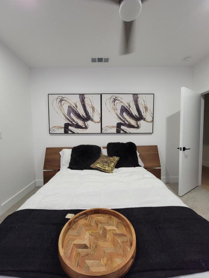 Dallas Luxury Modern House By Dallas Love Airport Екстер'єр фото